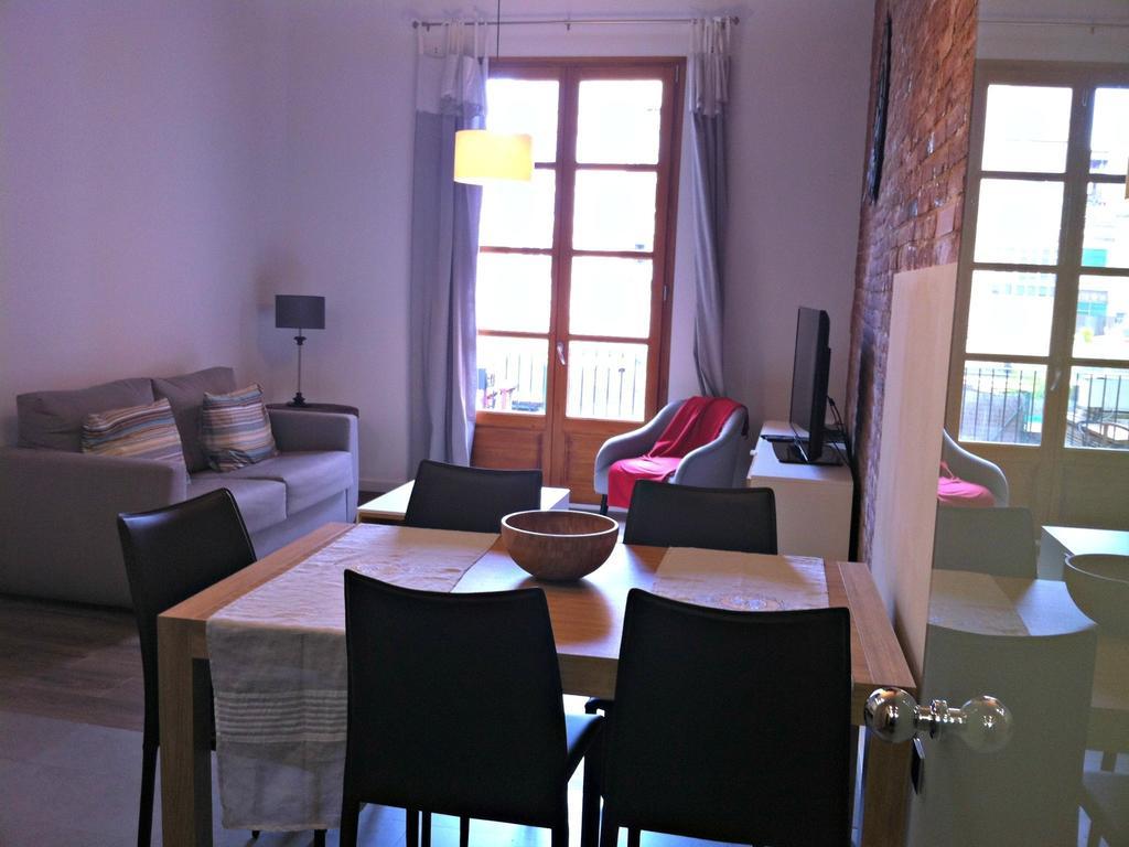 Nim Eixample 5 Daire Barselona Oda fotoğraf